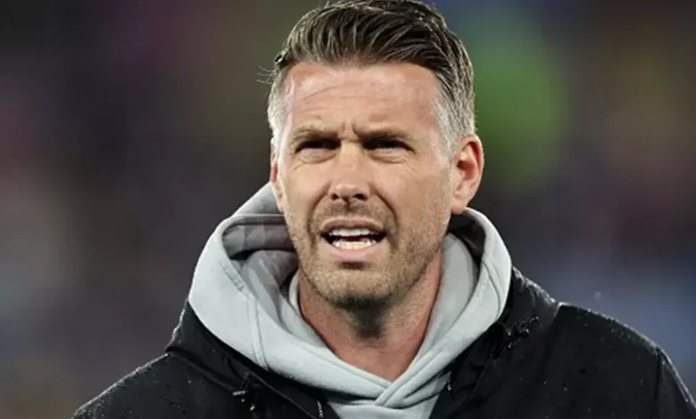 نادي ولفرهامبتون يعلن تعيين روب إدواردز مديرًا فنيًا جديدًا