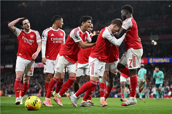 آرسنال ضيفًا ثقيلاً على إيفرتون في الجولة 17 من الدوري الإنجليزي
