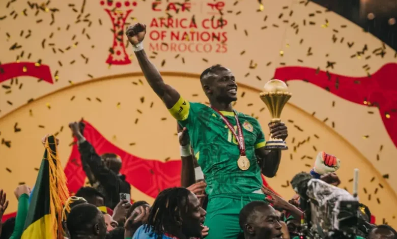 النصر يجهز احتفالًا خاصًا لتكريم ساديو ماني بعد التتويج الإفريقي