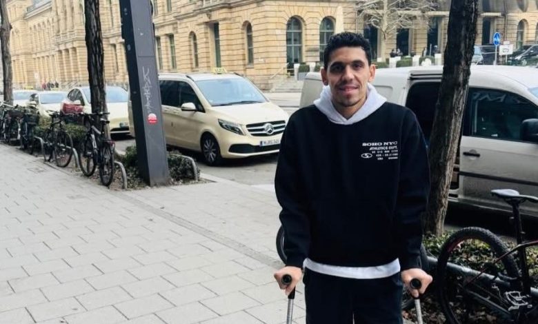 محمد حمدي ينهي رحلة العلاج في ألمانيا ويعود إلى القاهرة