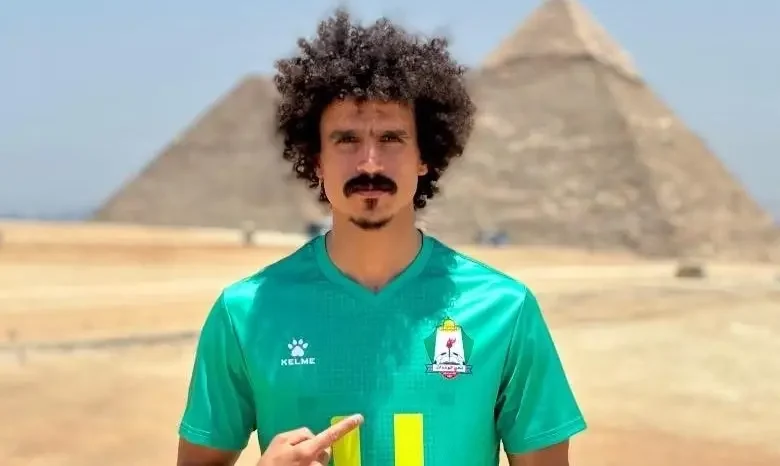 مصطفى معوض مدافع الوحدات الأردني